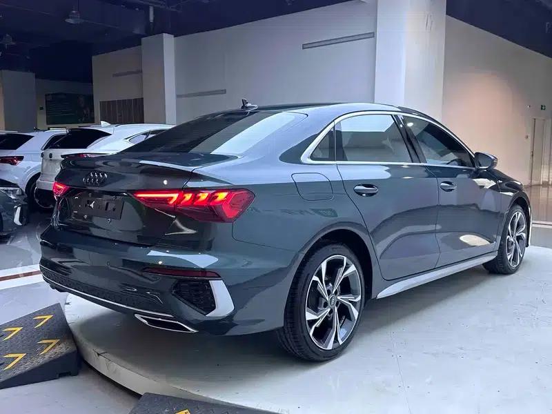 2022 Audi A3 A3L Limousine 35 TFSI Luxury Sport — миниатюра 7