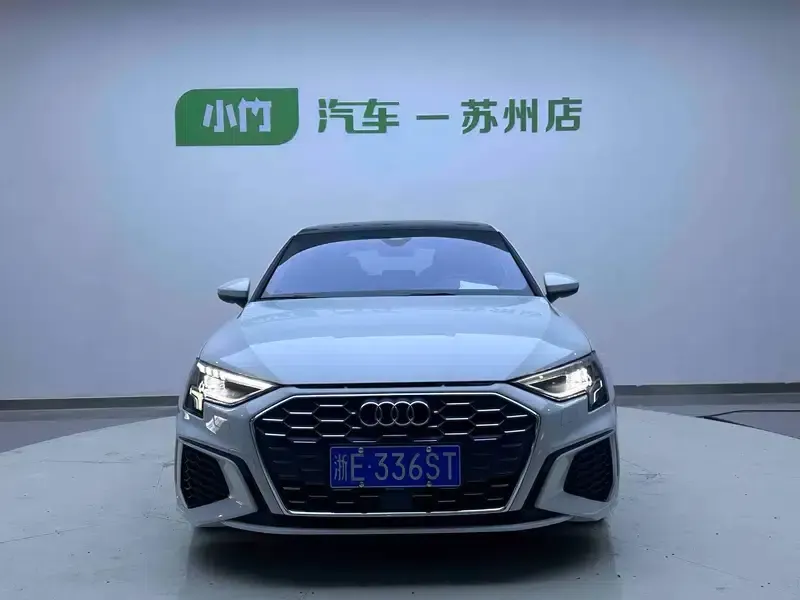 Audi A3 2021 Sportback 35 TFSI Luxury Sport — миниатюра 2