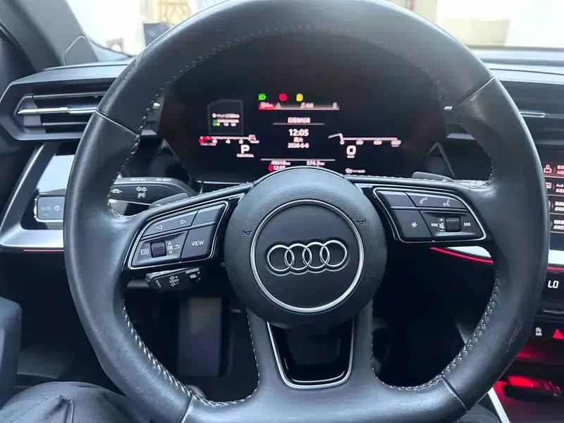 Audi A3 2021 Sportback 35 TFSI Luxury Sport — миниатюра 14