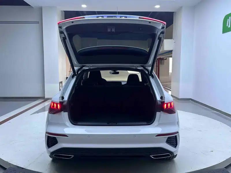 Audi A3 2021 Sportback 35 TFSI Luxury Sport — миниатюра 22