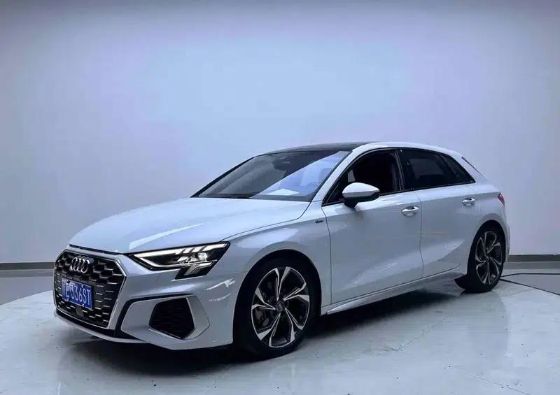 Audi A3 2021 Sportback 35 TFSI Luxury Sport — миниатюра 9