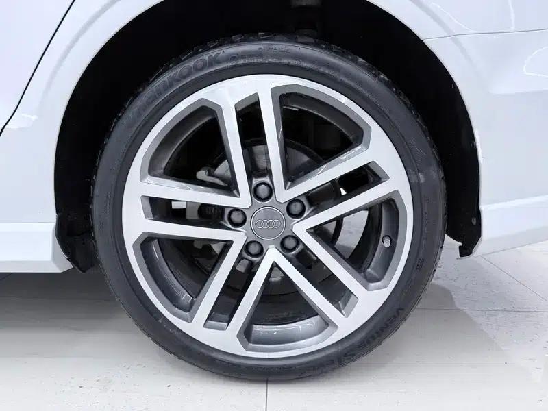 Audi A3 2018 30th Anniversary Edition Limousine 35 TFSI Sport — миниатюра 7
