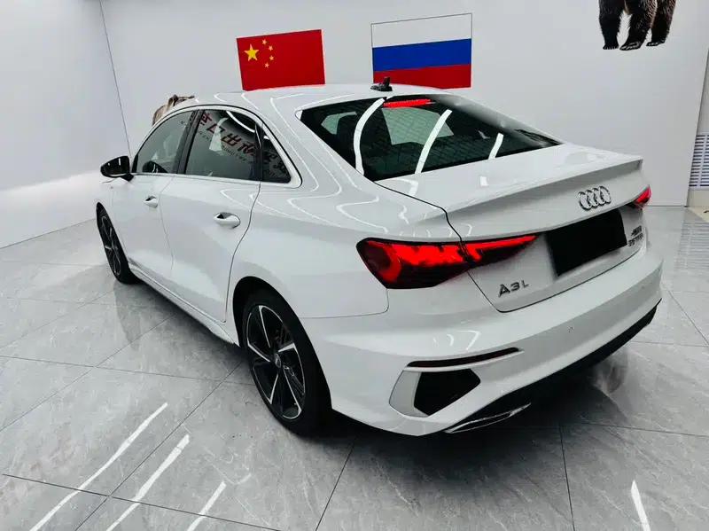 2022 Audi A3 A3L Limousine 35 TFSI Fashion Sport — миниатюра 4