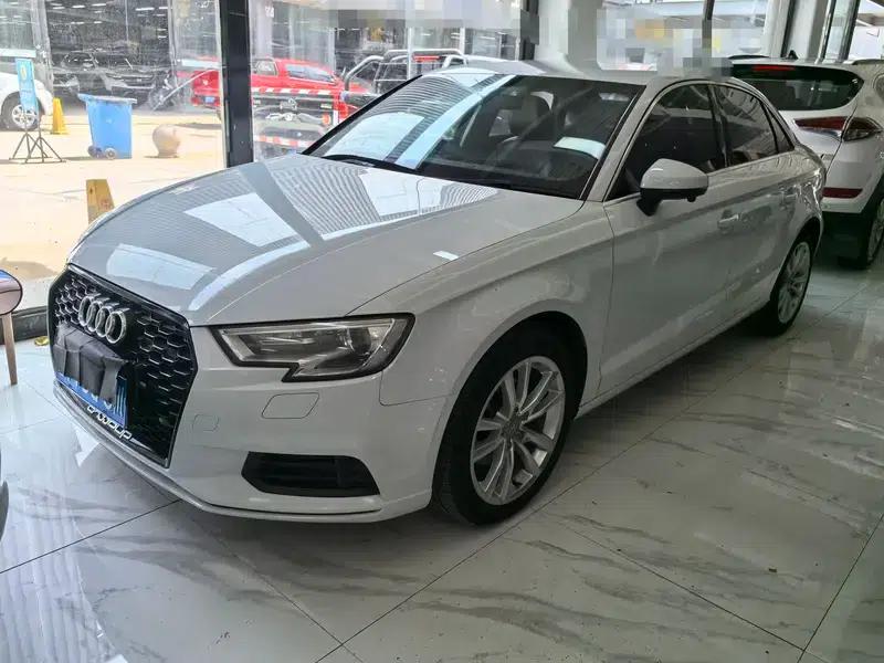 Audi A3 2017 Limousine 35 TFSI Progressive — миниатюра 1