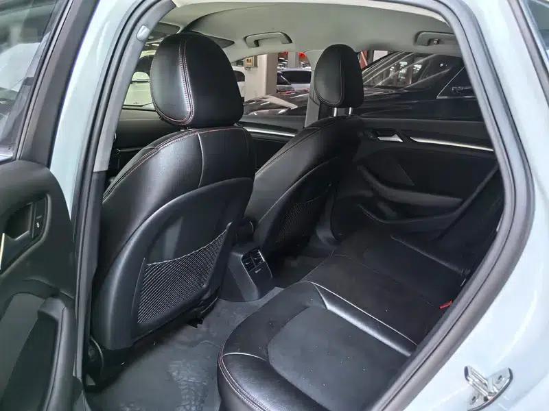 Audi A3 2017 Limousine 35 TFSI Progressive — миниатюра 12