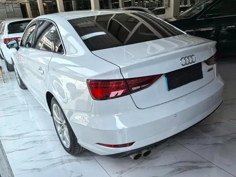 Audi A3 2017 Limousine 35 TFSI Progressive — миниатюра 3