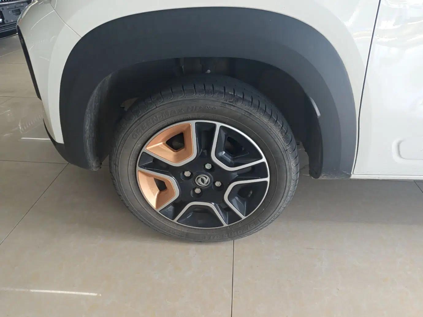 Dongfeng NAMMI EX1 2023 PRO Light Wind Edition Lightning Model — миниатюра 10