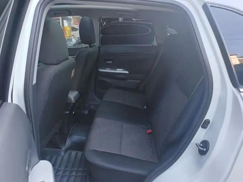 2013 ASX 2.0L CVT 4WD Premium Edition — миниатюра 17