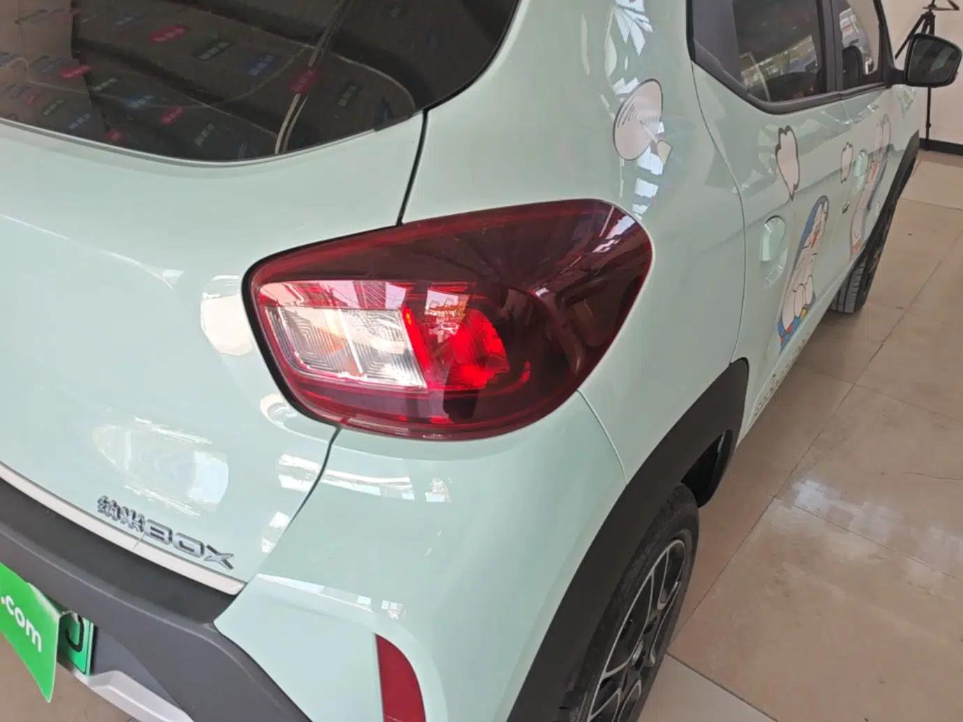 Dongfeng NAMMI BOX 2022 Chasing Wind Edition 331 km Standard Model — миниатюра 9