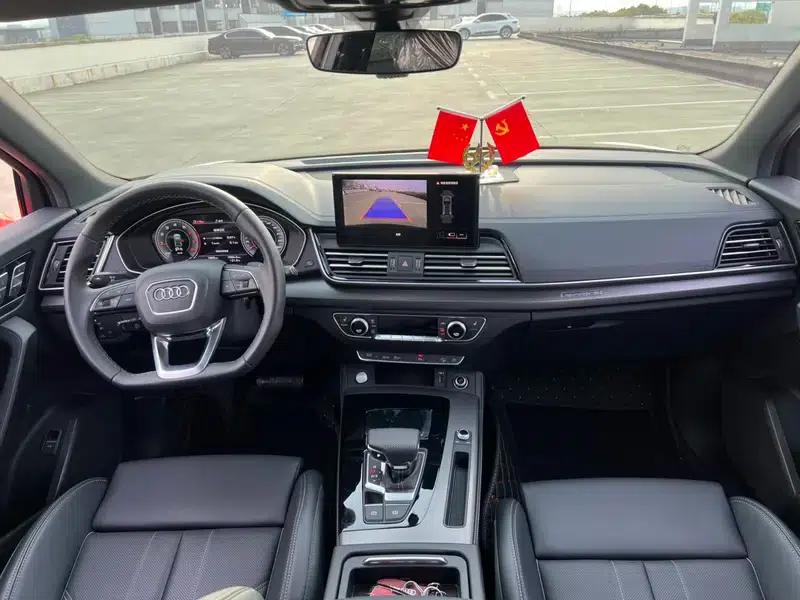 Audi Q5L 2026 quattro 45th Anniversary Edition 40TFSI Luxury Dynamic — миниатюра 11