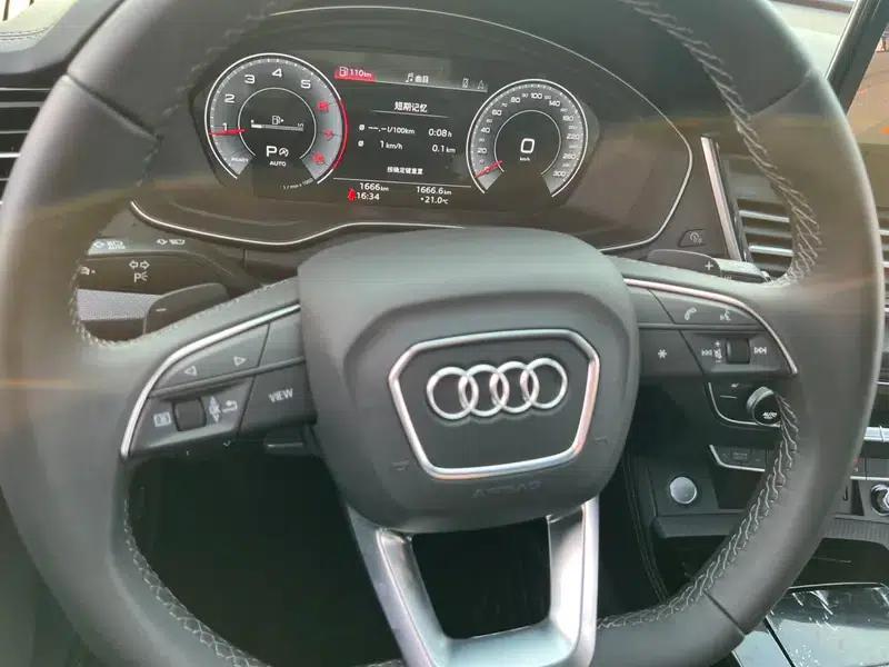 Audi Q5L 2026 quattro 45th Anniversary Edition 40TFSI Luxury Dynamic — миниатюра 13