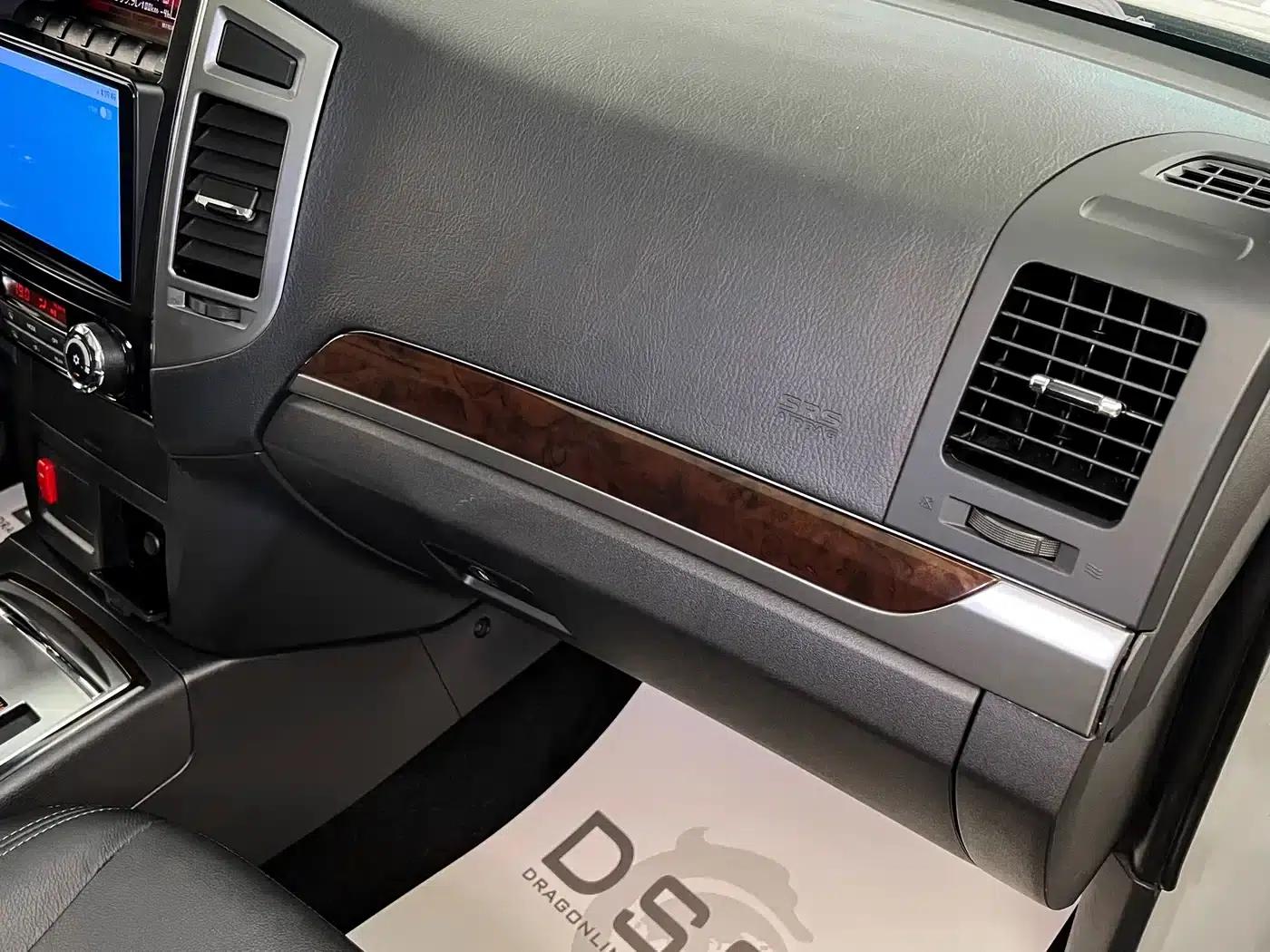 2022 Pajero V93 (Imported) 3.0L Middle East Version — миниатюра 17