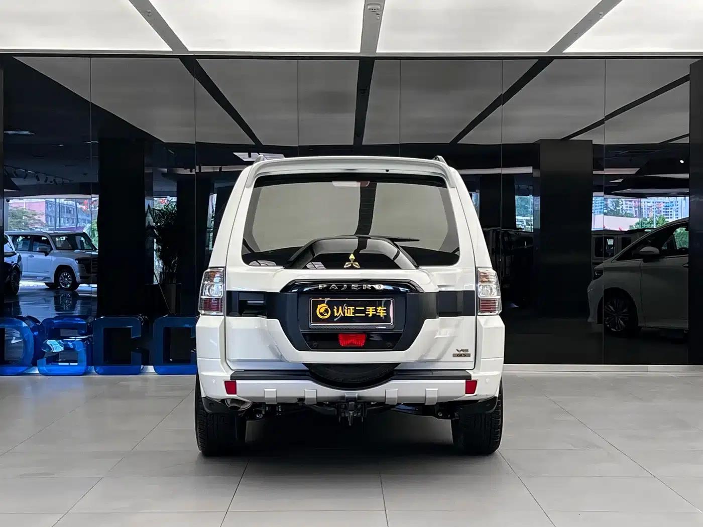 2022 Pajero V93 (Imported) 3.0L Middle East Version — миниатюра 5