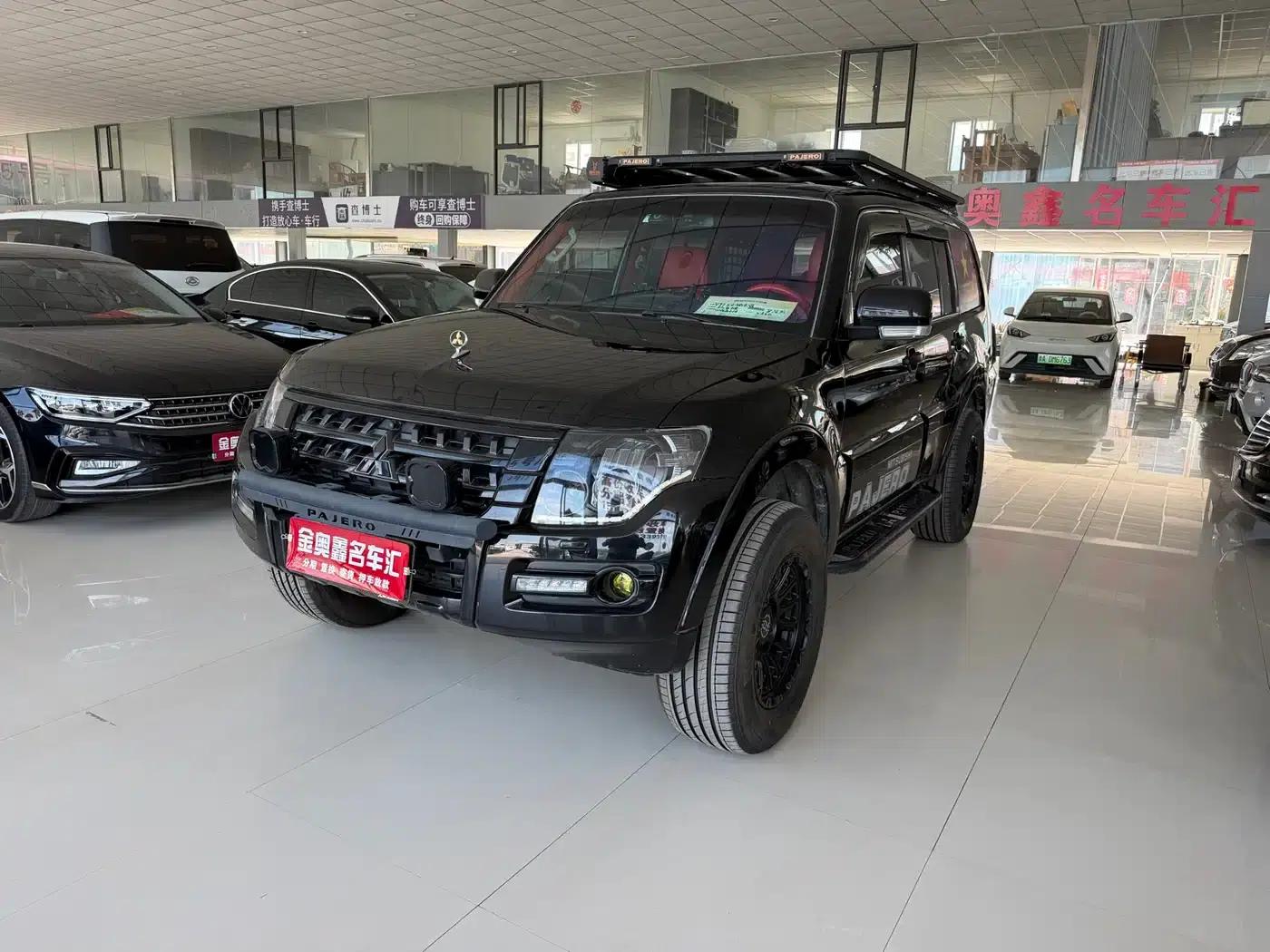 2018 Pajero (Imported) 3.8L Middle East Version — миниатюра 1