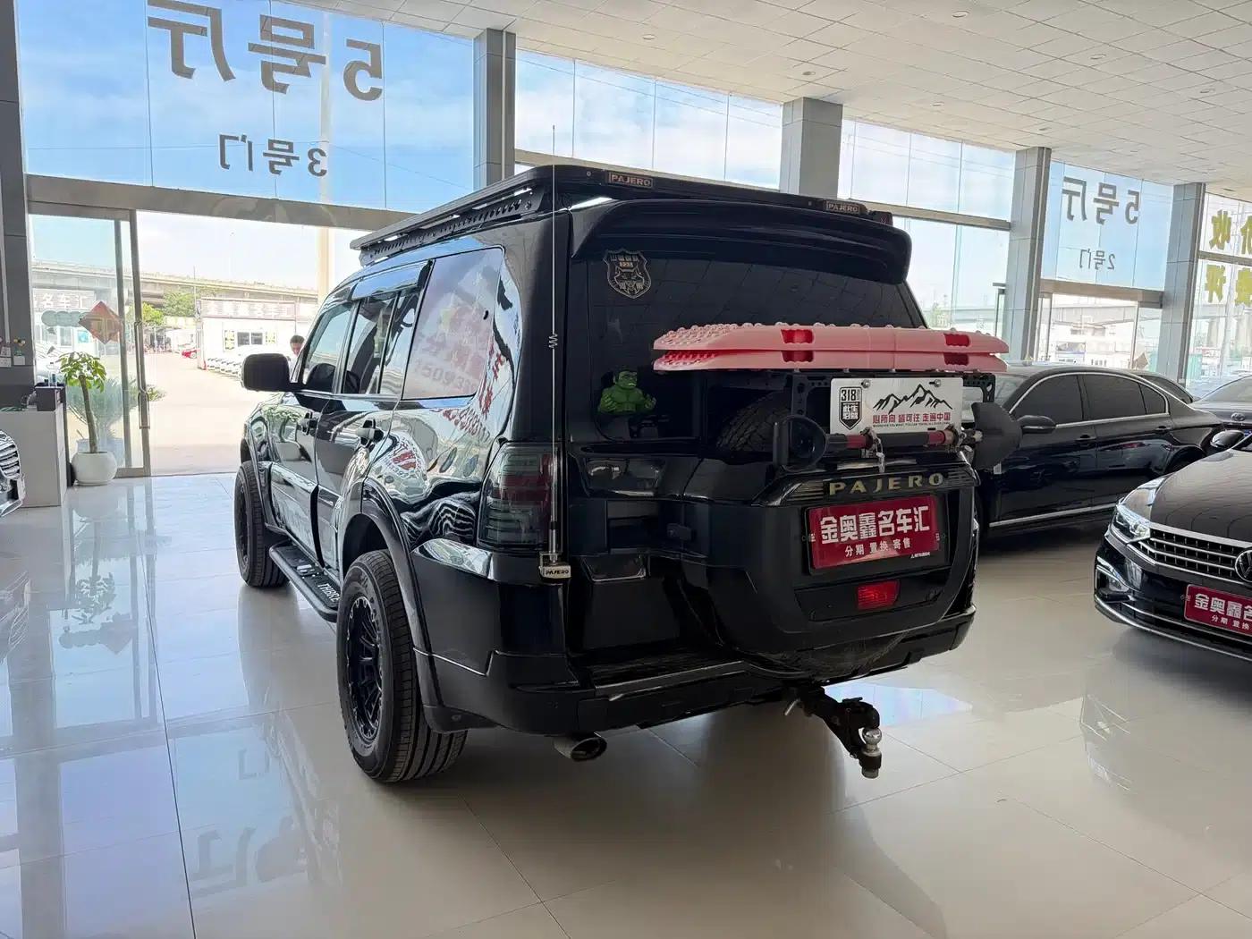 2018 Pajero (Imported) 3.8L Middle East Version — миниатюра 16