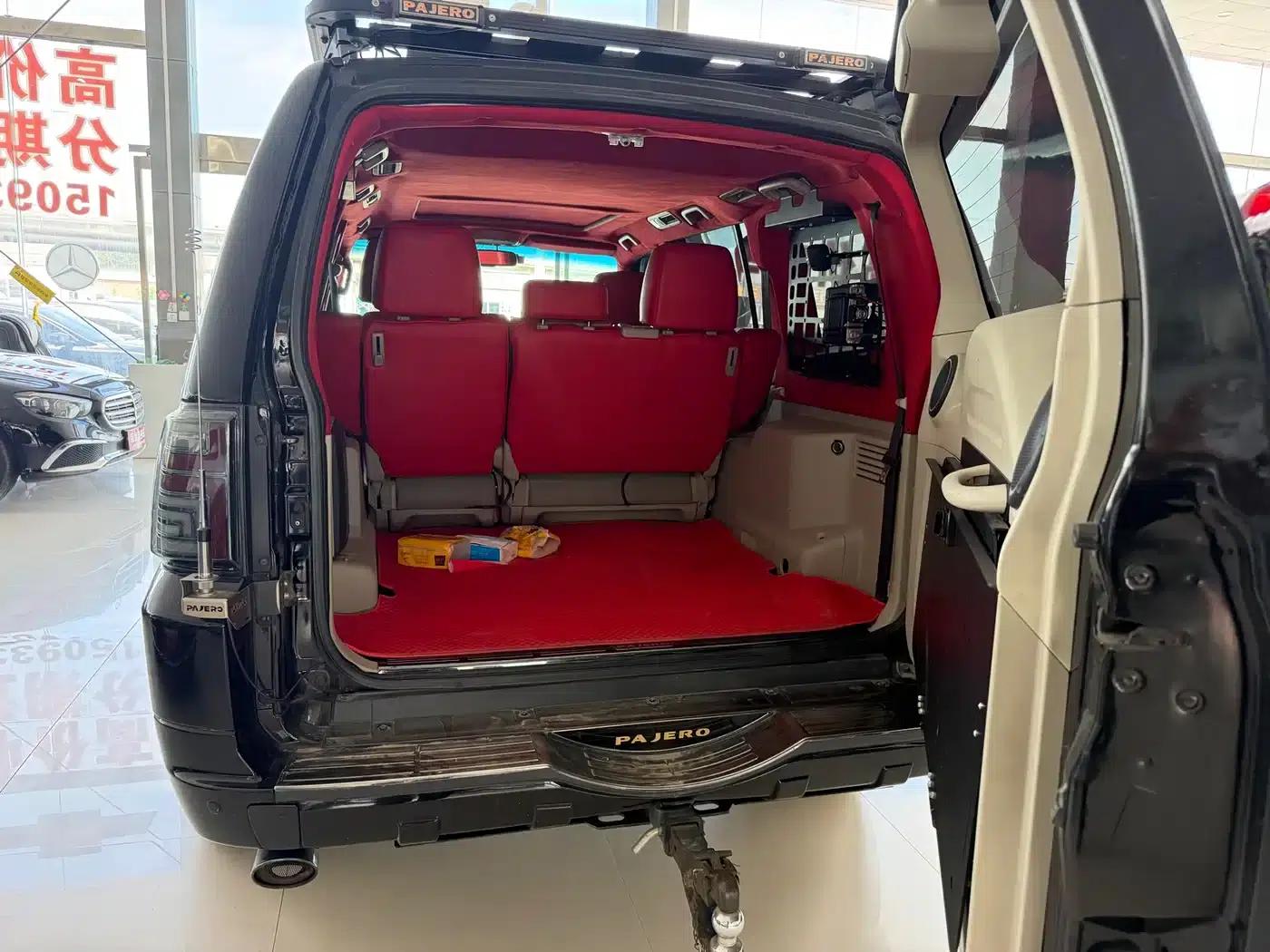 2018 Pajero (Imported) 3.8L Middle East Version — миниатюра 9