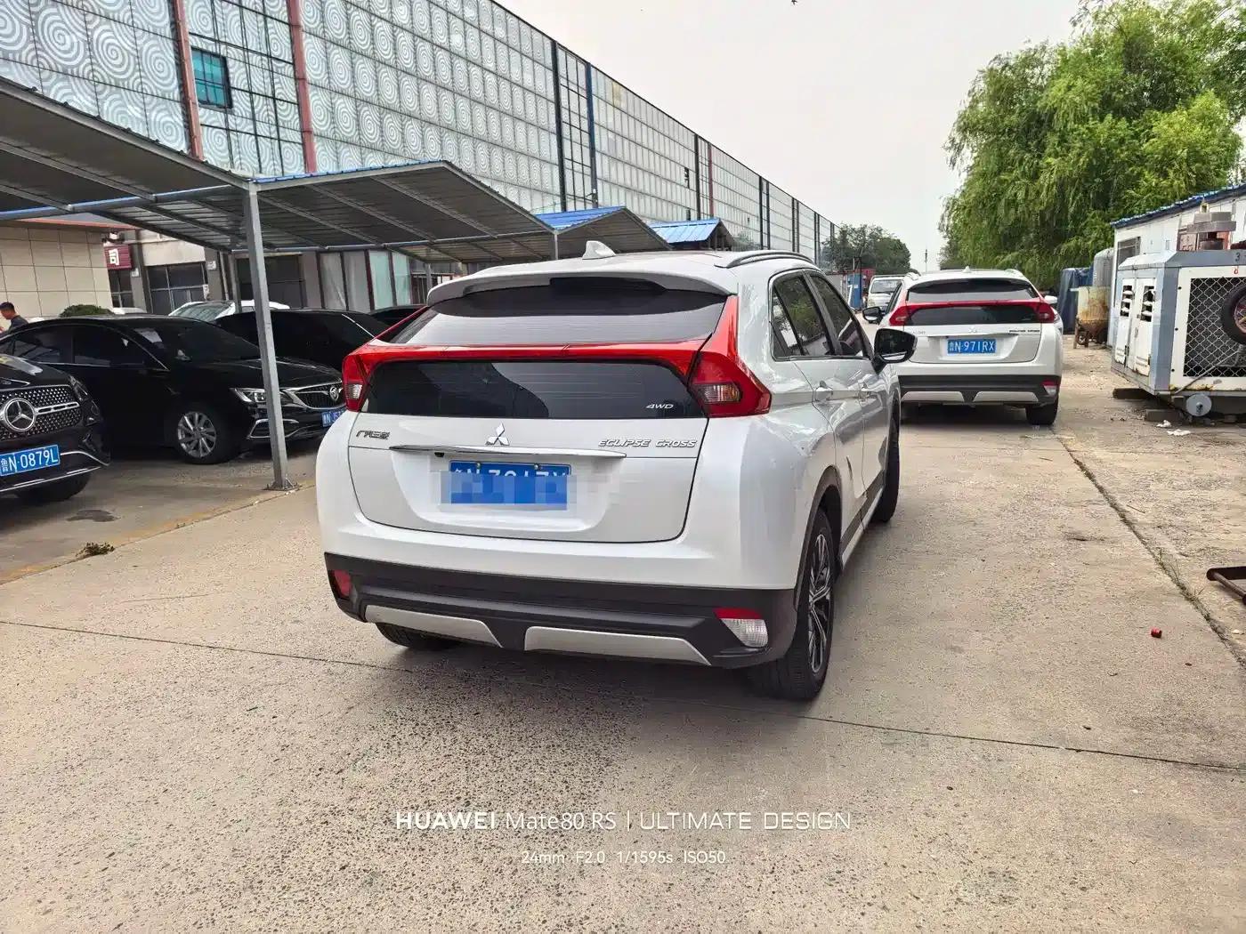 Eclipse Cross 2021 1.5T CVT 4WD True Self Edition — миниатюра 3
