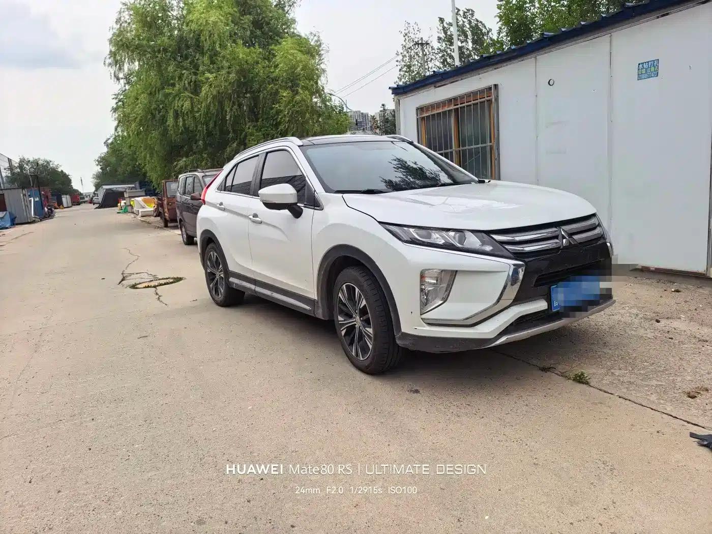 Eclipse Cross 2021 1.5T CVT 4WD True Self Edition — миниатюра 1
