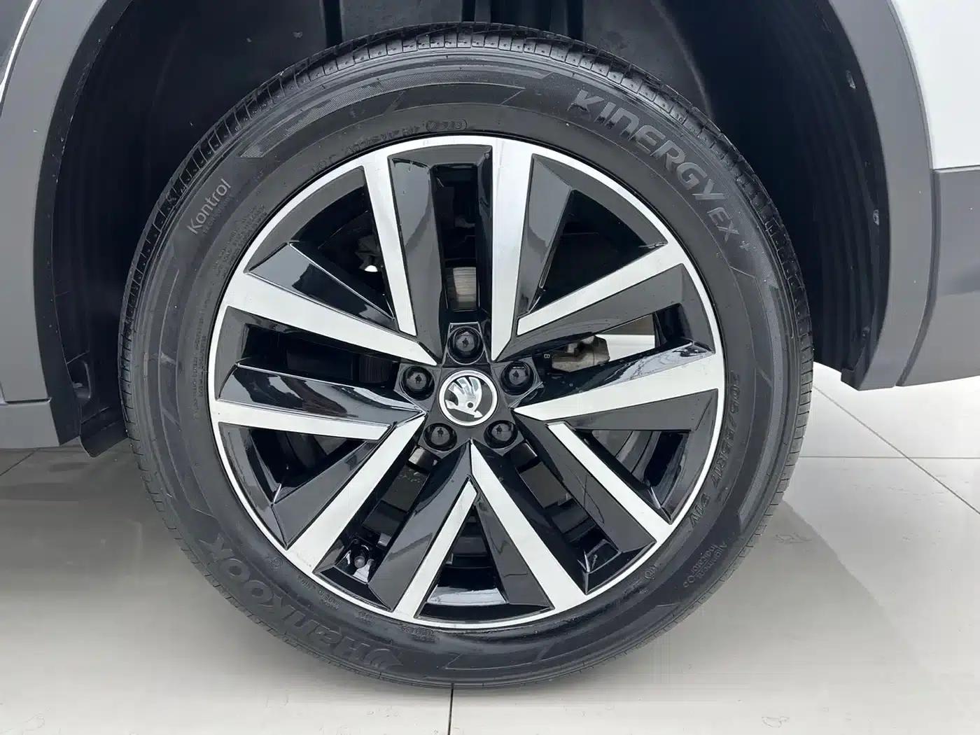 Kamiq 2023 Facelift 1.5L Automatic Comfort Edition — миниатюра 16