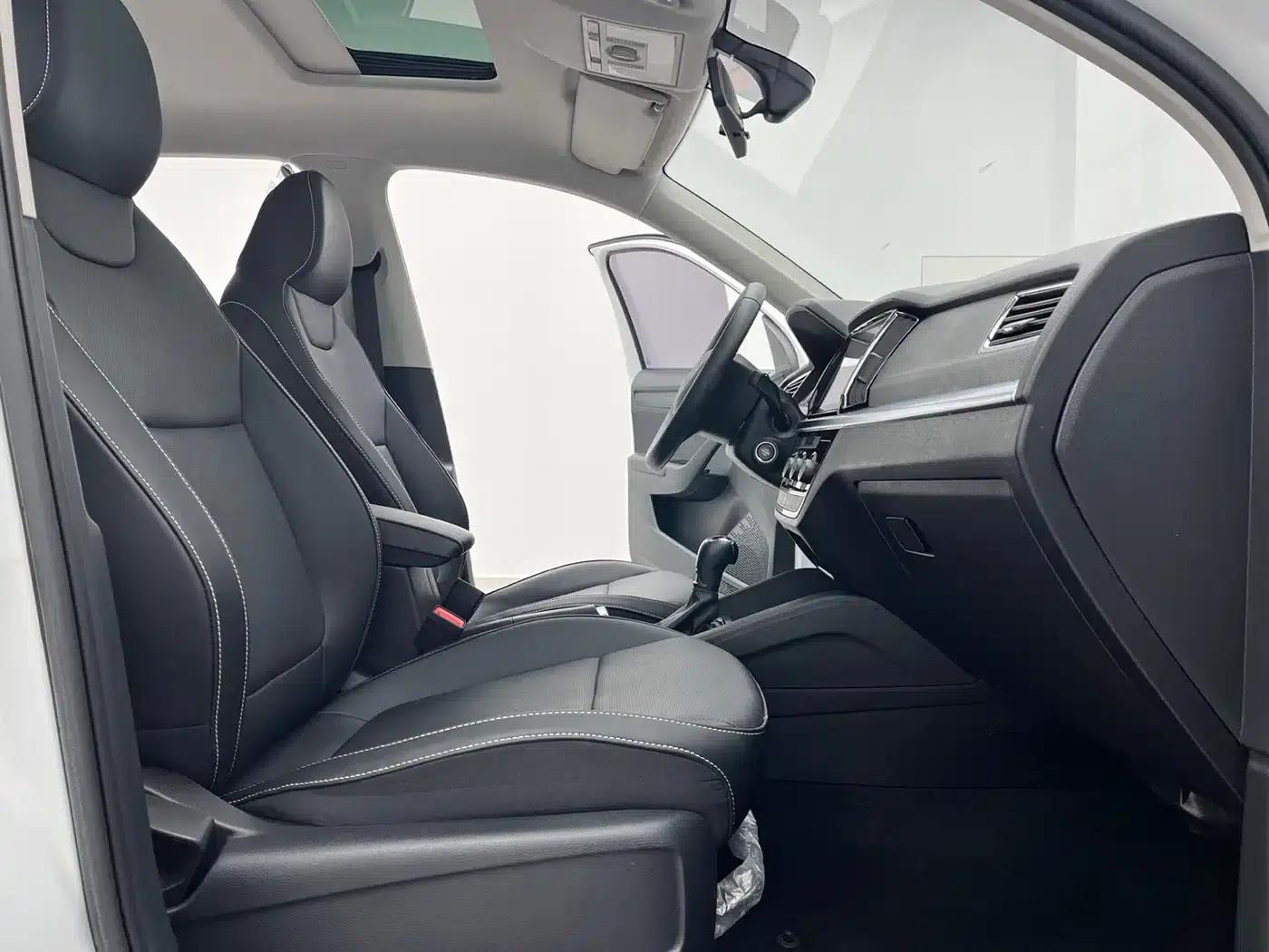Kamiq 2023 Facelift 1.5L Automatic Comfort Edition — миниатюра 9