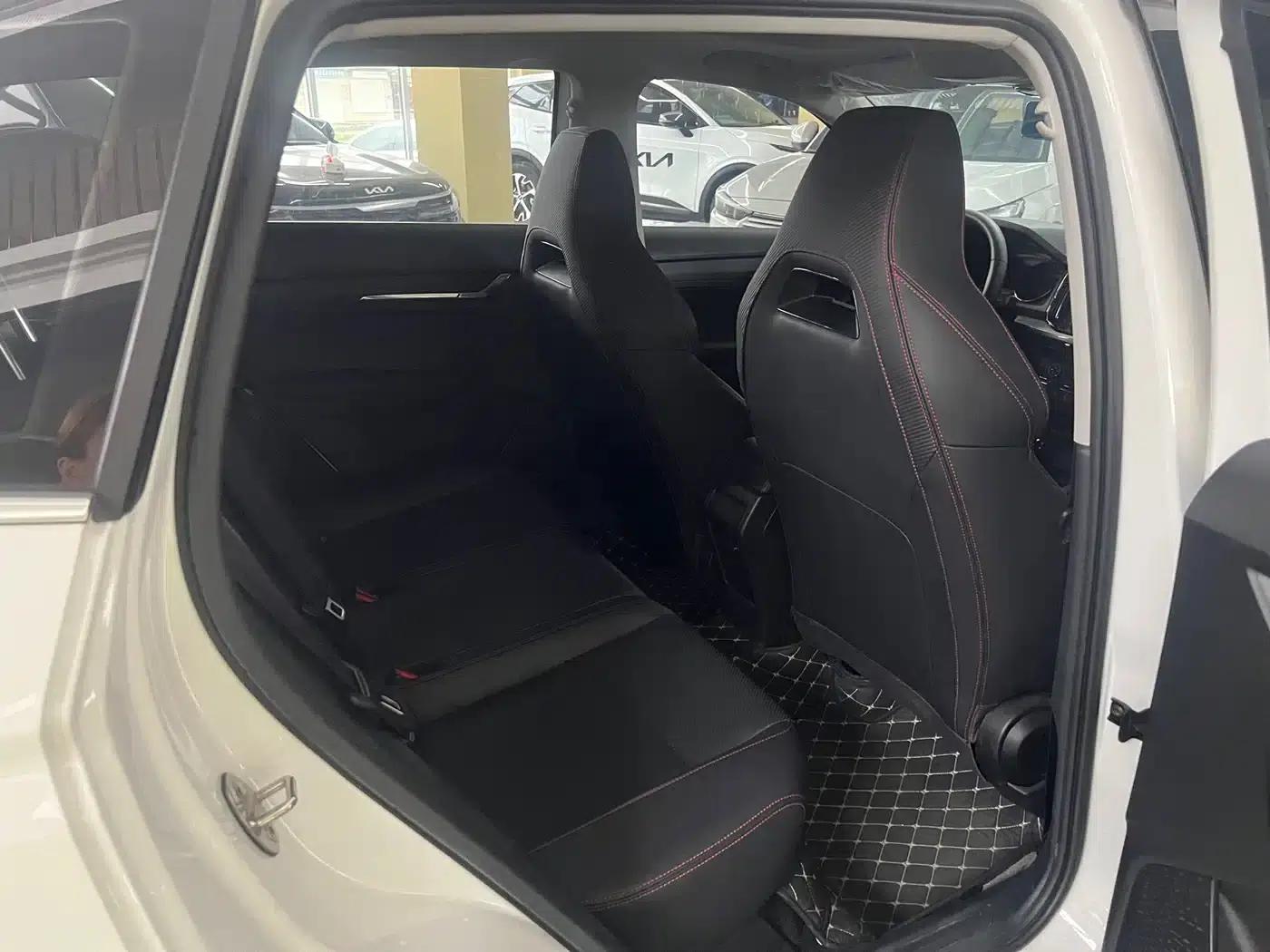 2021 Kamiq GT TSI230 DSG Flagship Edition — миниатюра 8