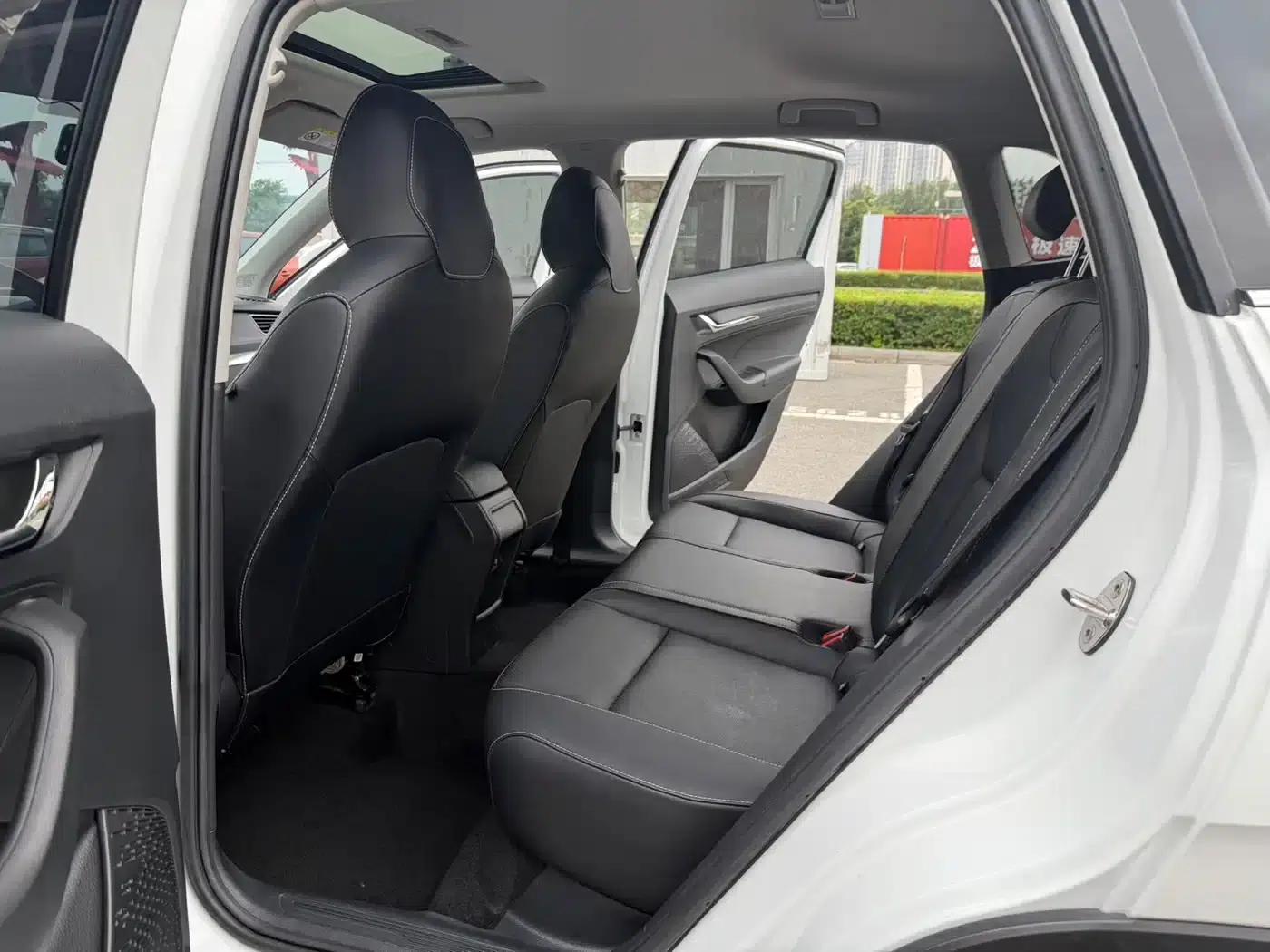 Kamiq 2023 1.5L Automatic Comfort Edition — миниатюра 9