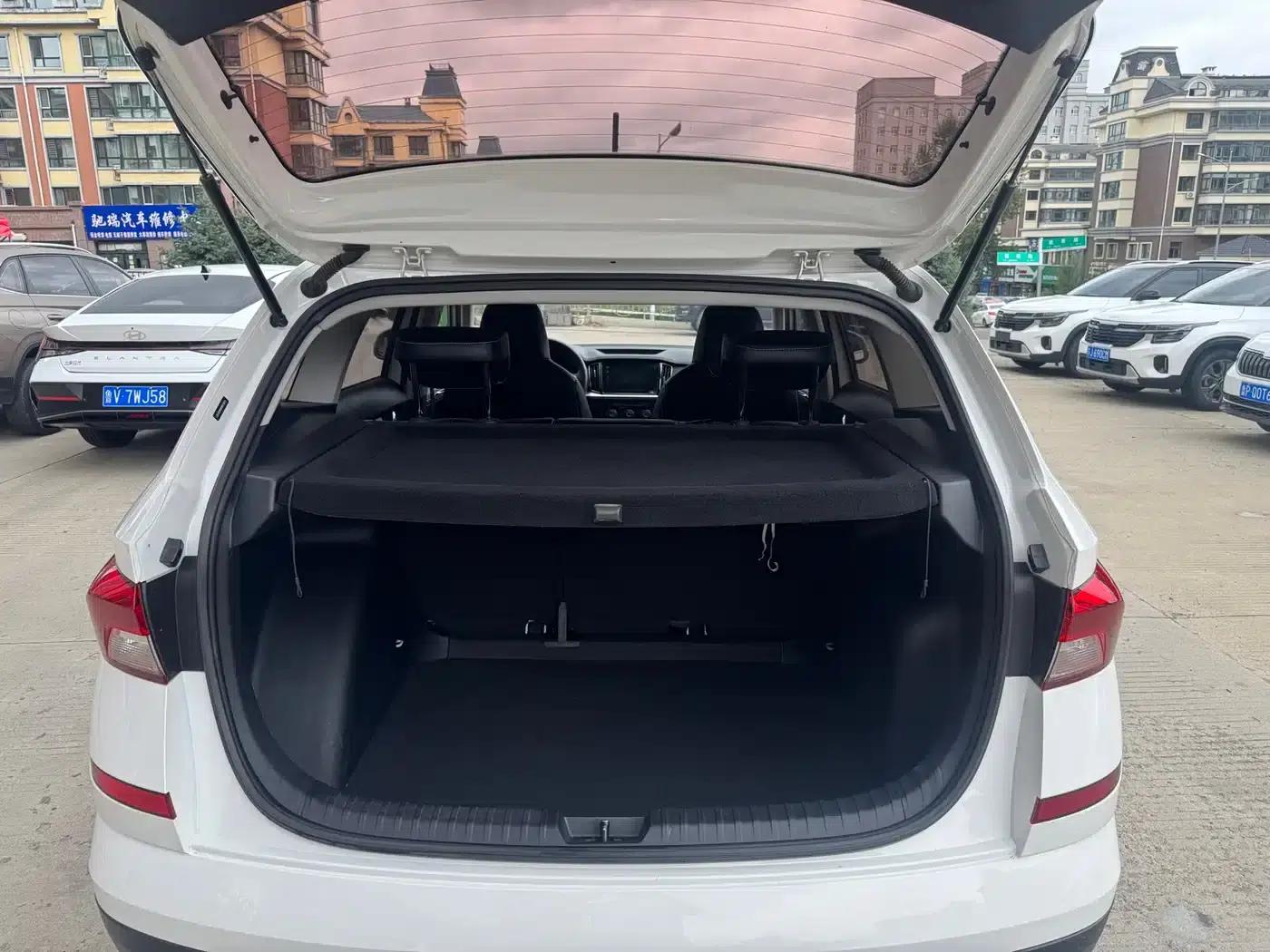 Kamiq 2022 1.5L Automatic Comfort Edition — миниатюра 7