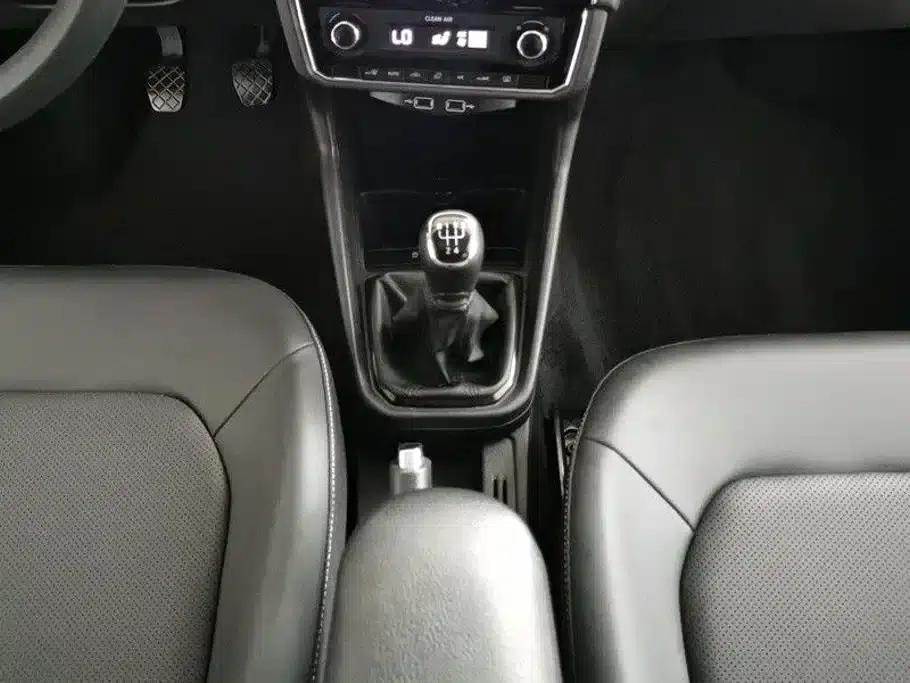 Rapid 2020 1.5L Manual Comfort Edition — миниатюра 21