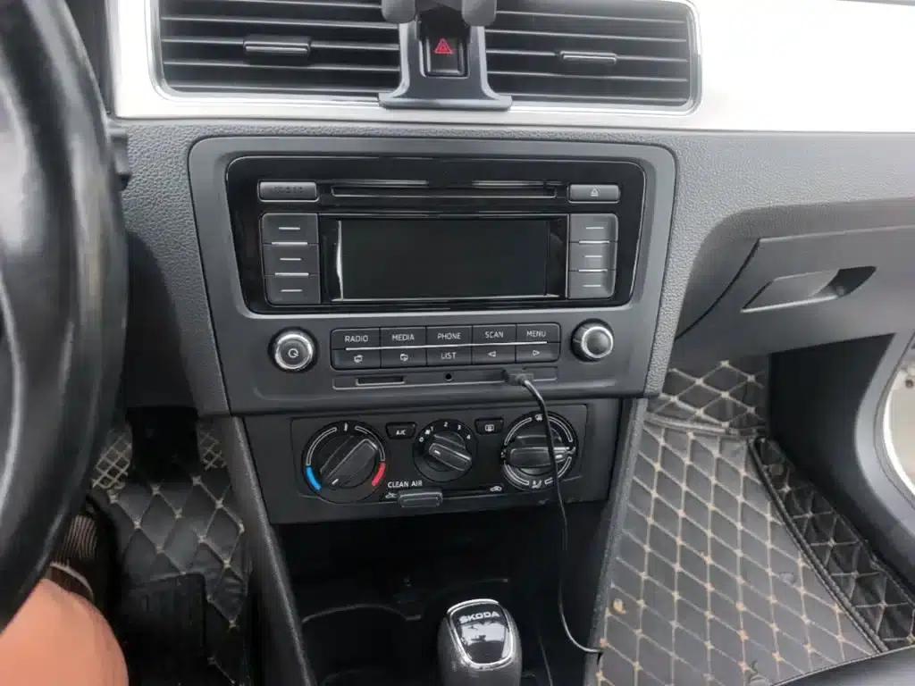 Rapid 2018 1.6L Automatic Comfort Edition — миниатюра 13