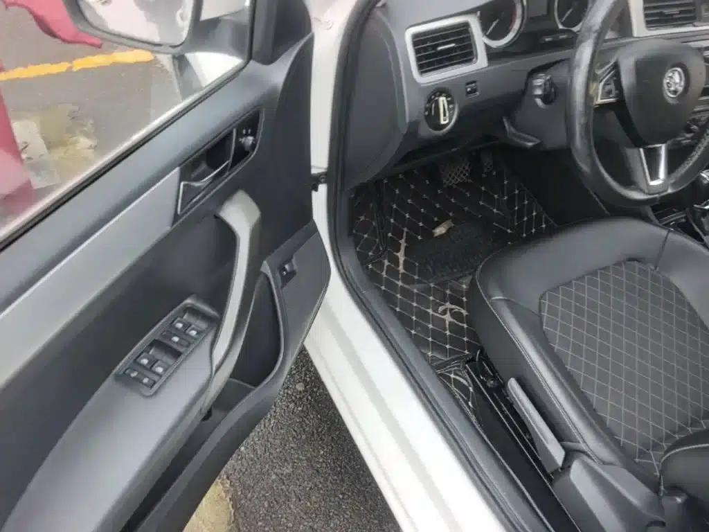 Rapid 2018 1.6L Automatic Comfort Edition — миниатюра 16