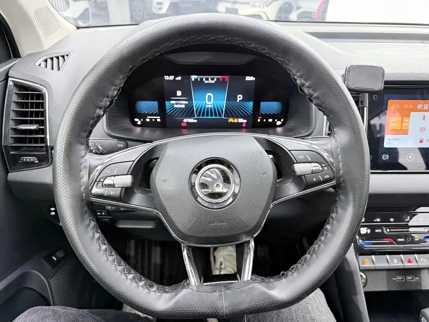 Karoq 2023 TSI280 Luxury Edition — миниатюра 10