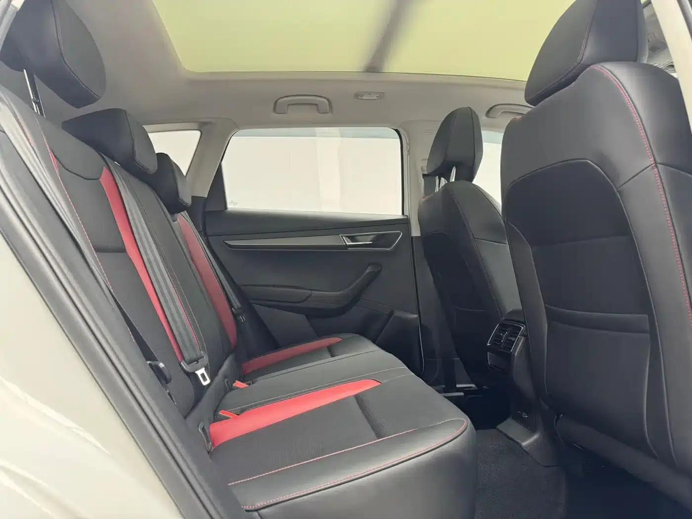 Karoq 2022 TSI280 Luxury Edition — миниатюра 11