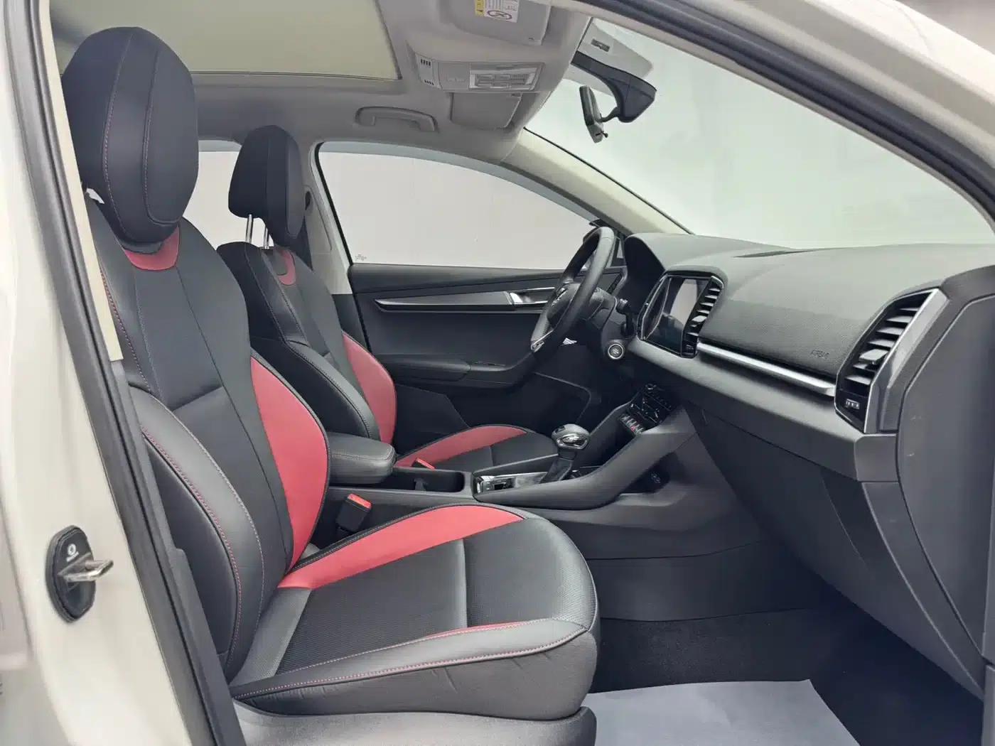 Karoq 2022 TSI280 Luxury Edition — миниатюра 12