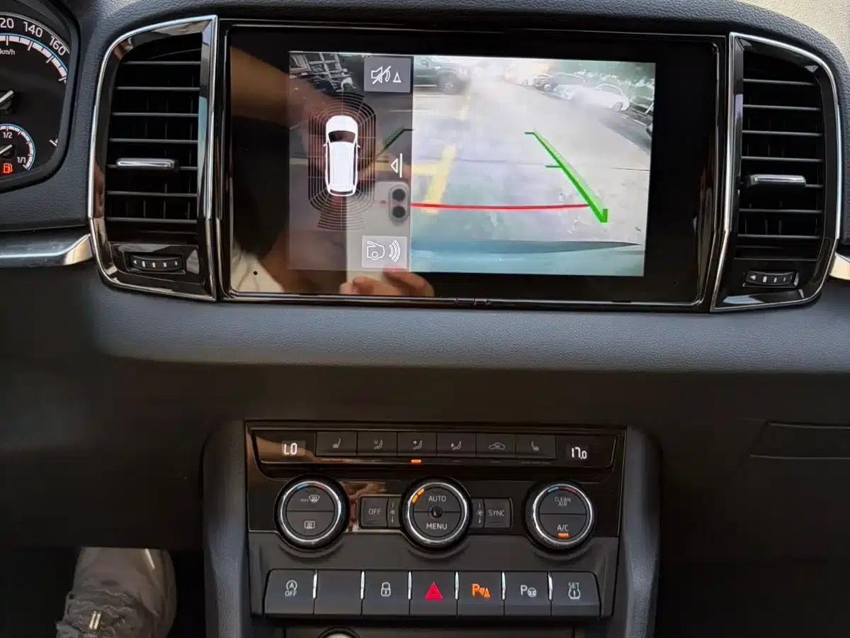 Karoq 2020 TSI280 Smart Luxury Edition (China VI Emission Standard) — миниатюра 12