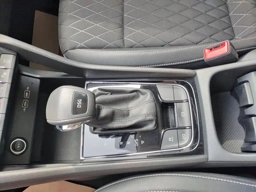 Karoq 2020 TSI280 Smart Luxury Edition (China VI Emission Standard) — миниатюра 14
