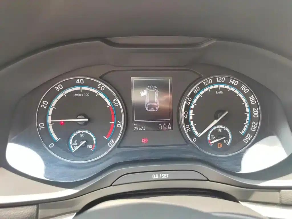 Karoq 2020 TSI280 Smart Luxury Edition (China VI Emission Standard) — миниатюра 3