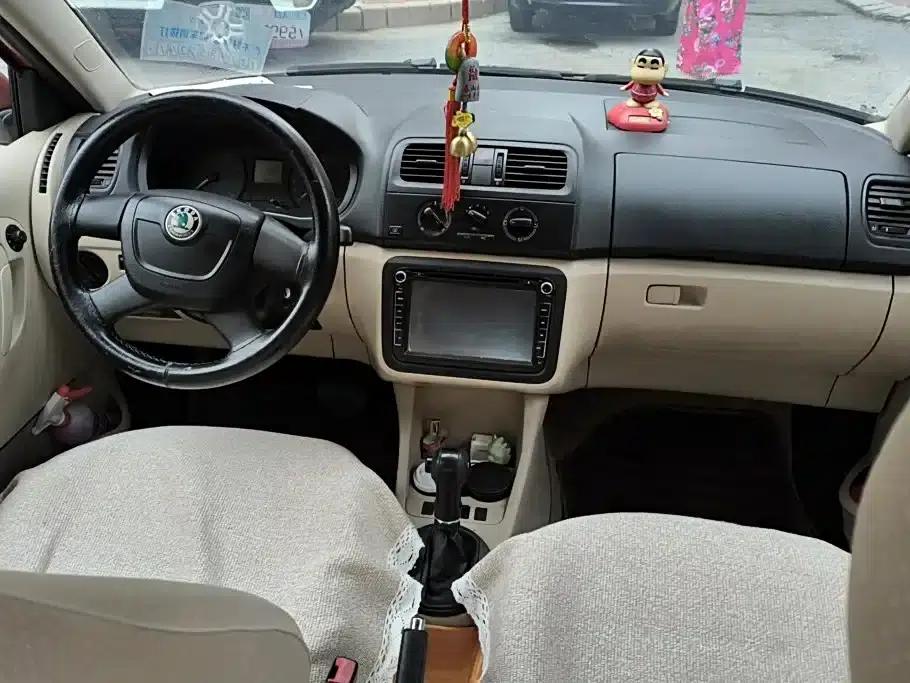 Fabia 2012 1.4L Automatic Crystal Edition — миниатюра 12