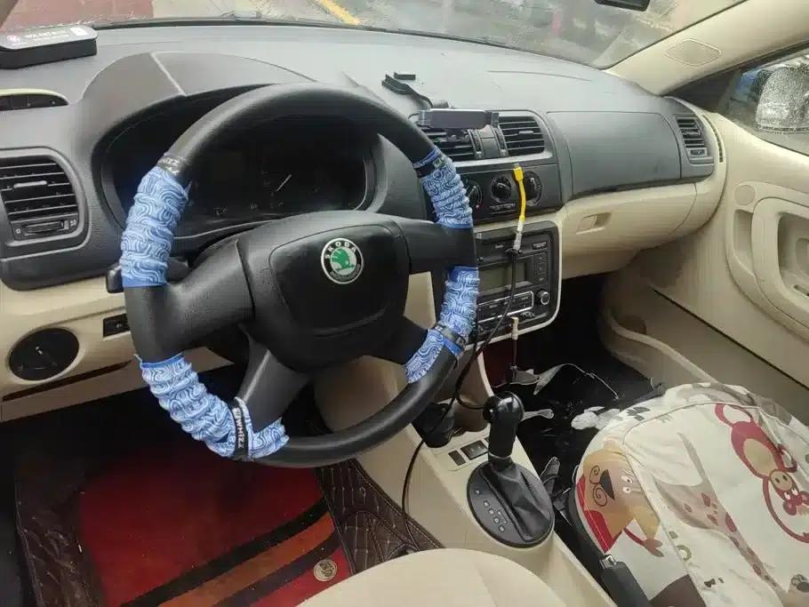 Fabia 2012 1.4L Automatic Crystal Edition — миниатюра 12
