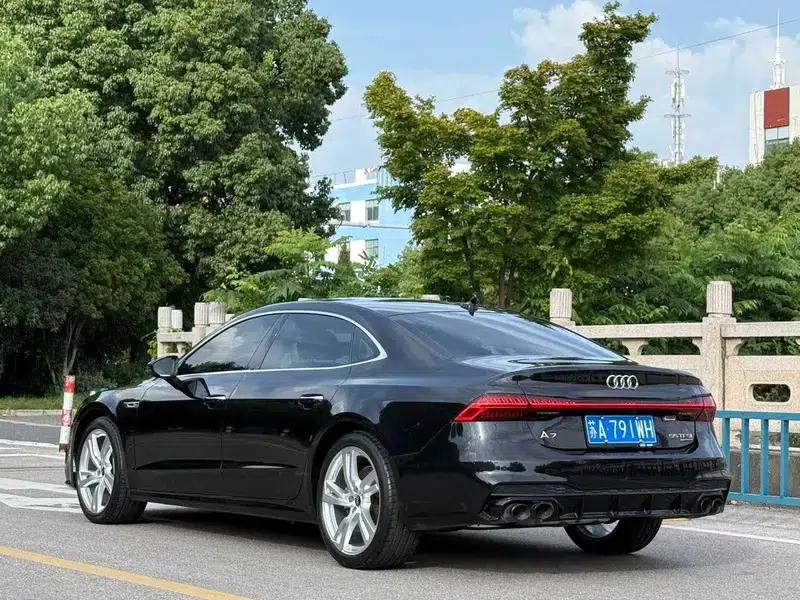 Audi A7L 2022 45 TFSI S-line Dream Edition Crystal Package — миниатюра 4