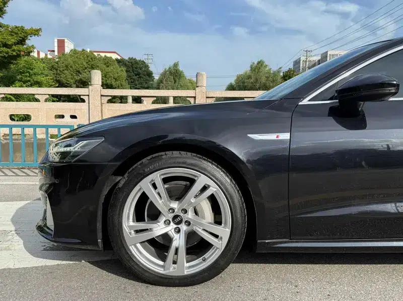 Audi A7L 2022 45 TFSI S-line Dream Edition Crystal Package — миниатюра 9