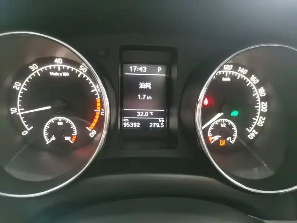 Yeti 2014 1.8TSI DSG Polar Edition — миниатюра 12