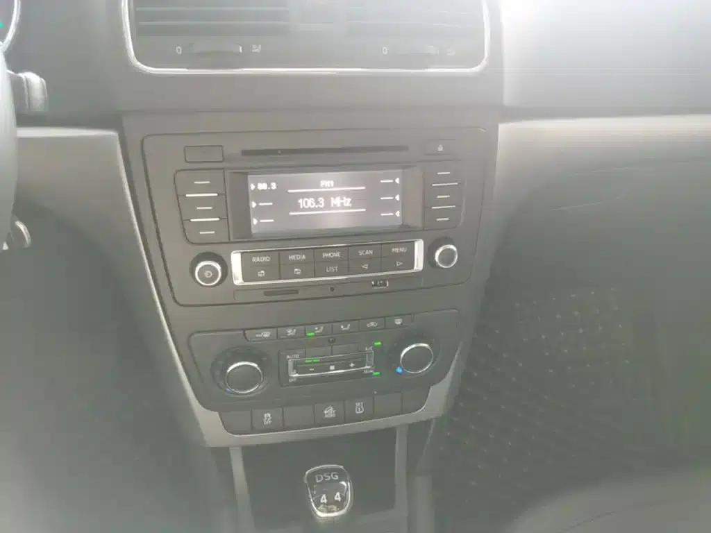 Yeti 2014 1.8TSI DSG Polar Edition — миниатюра 13