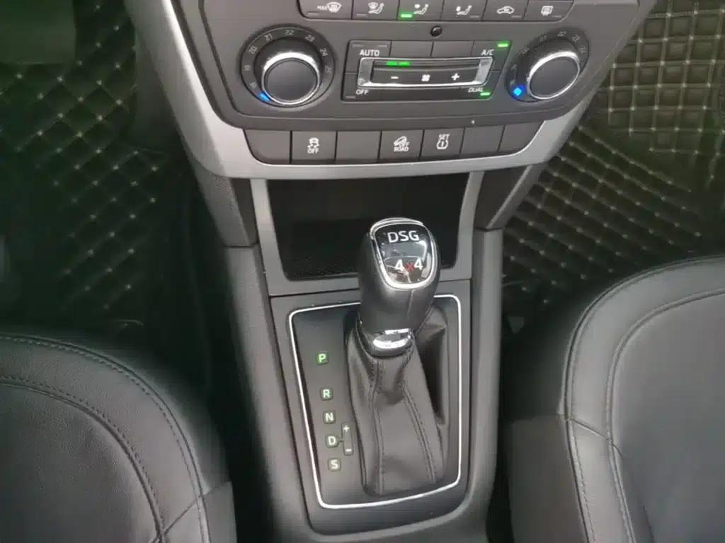 Yeti 2014 1.8TSI DSG Polar Edition — миниатюра 14