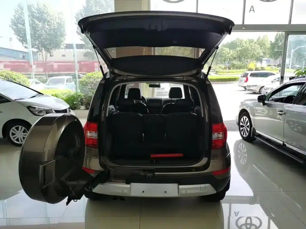 Yeti 2014 1.8TSI DSG Polar Edition — миниатюра 19