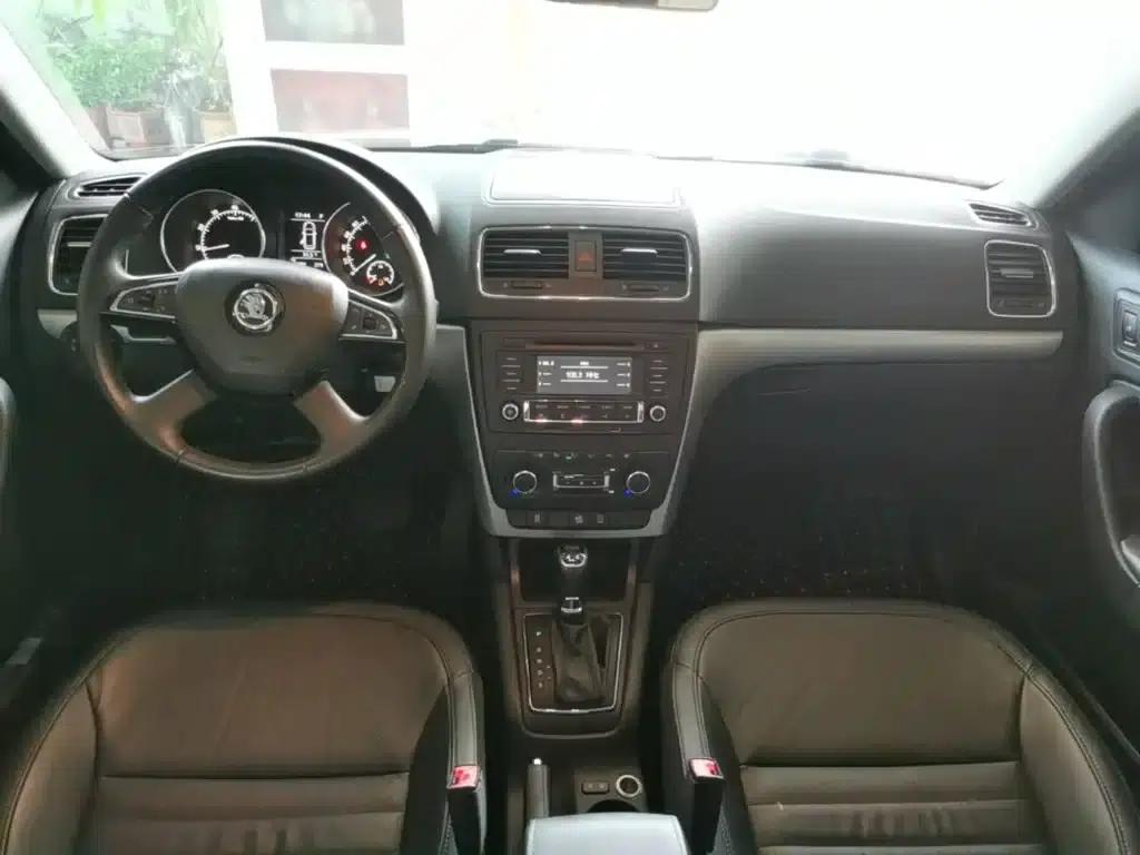 Yeti 2014 1.8TSI DSG Polar Edition — миниатюра 10