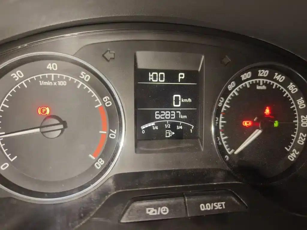 Rapid Spaceback 2016 Facelift 1.6L Automatic Smart Edition — миниатюра 13