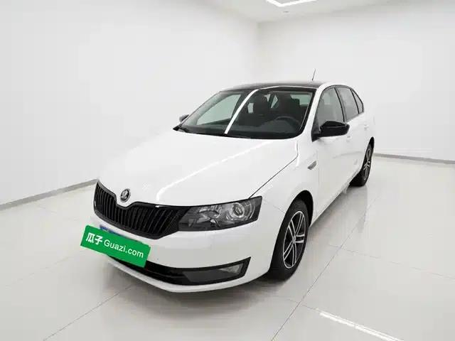 Rapid Spaceback 2016 Facelift 1.6L Automatic Smart Edition