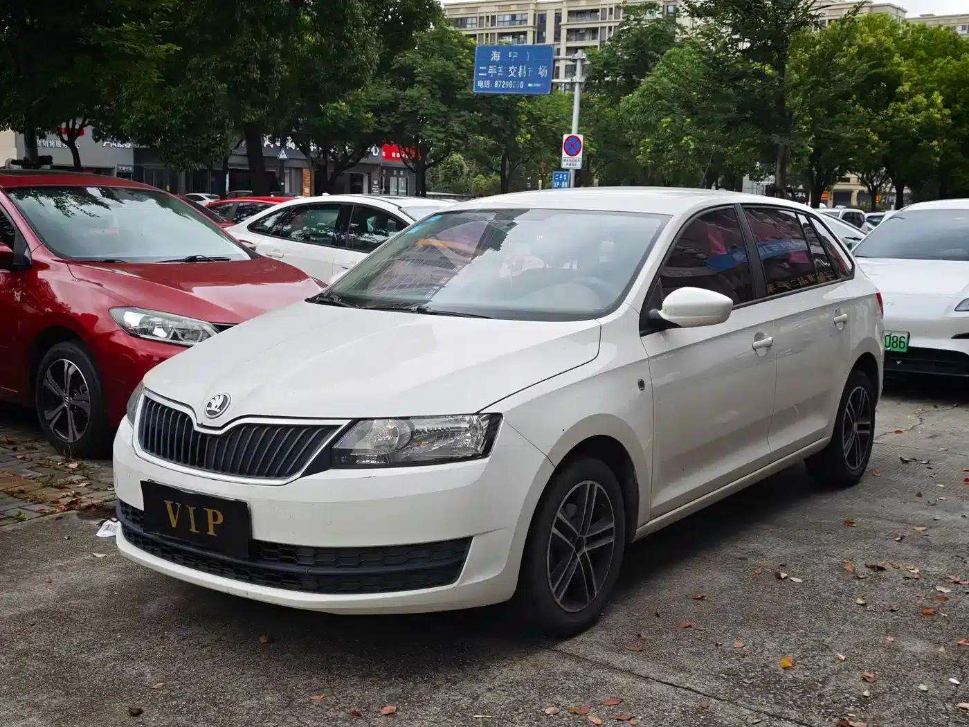 Rapid Spaceback 2016 Facelift 1.6L Automatic — миниатюра 1