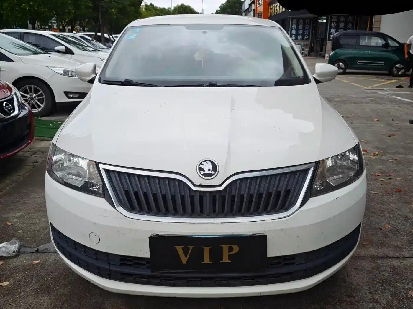 Rapid Spaceback 2016 Facelift 1.6L Automatic — миниатюра 2