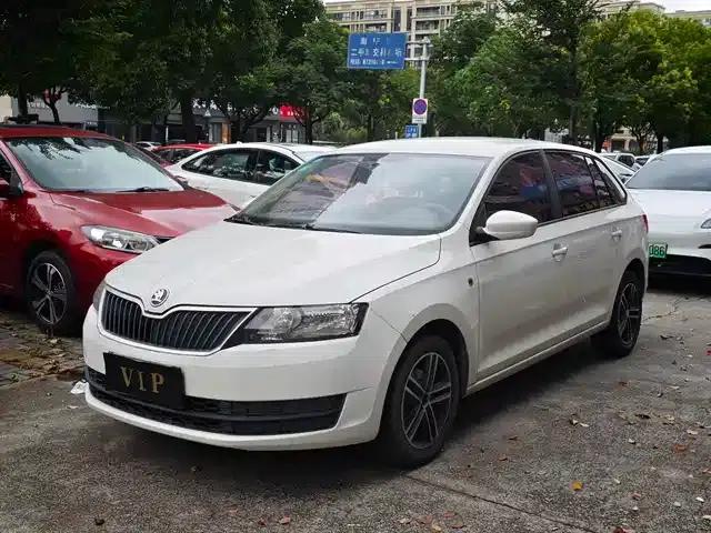 Rapid Spaceback 2016 Facelift 1.6L Automatic